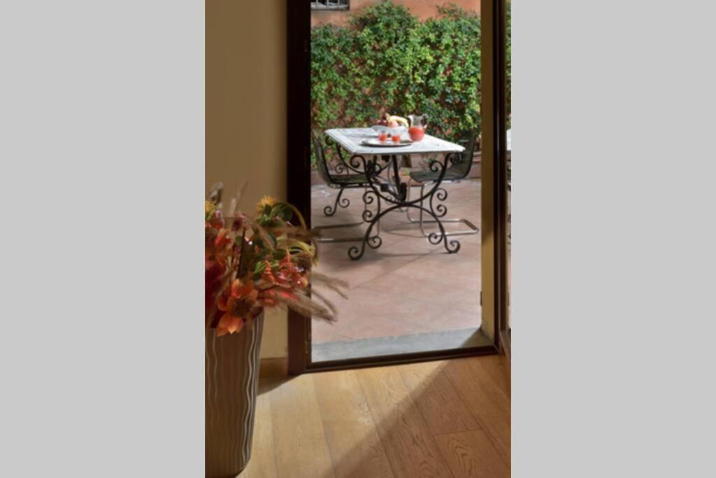 C-Rooms, Residenza Correggio Parma Exterior photo